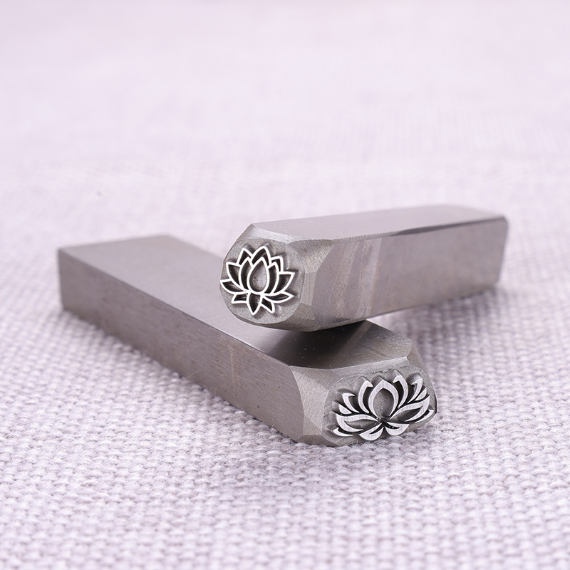 Lotus Flower Design Metal Stam - огляд і ціна Leatherwork Embossing